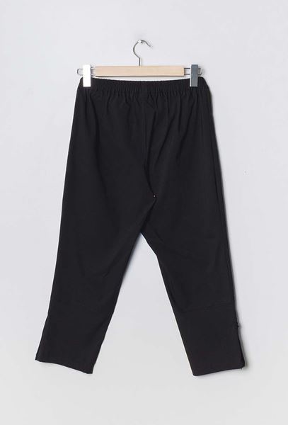 Immagine di PLUS SIZE NAVY CAPRI WITH  BUTTONS.